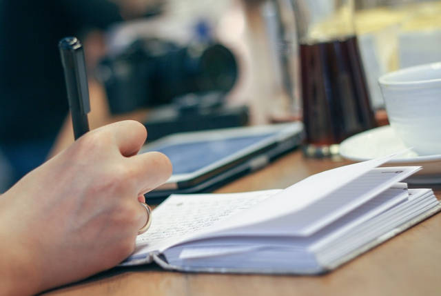 要不要参加2019年自考?通过自考本科后有哪些出路?(图1) 要不要参加2019年自考?通过自考本科后有哪些出路?(图1)