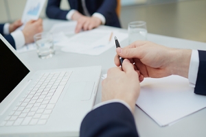 自考生进事业单位吗?